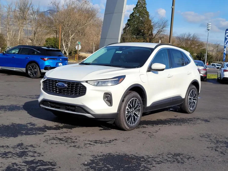 2025 Ford Escape