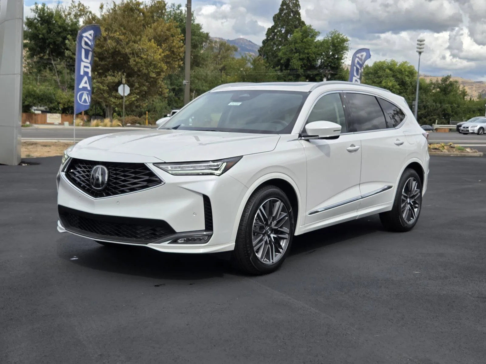 2026 Acura MDX w/Advance Package AWD in Platinum White Pearl