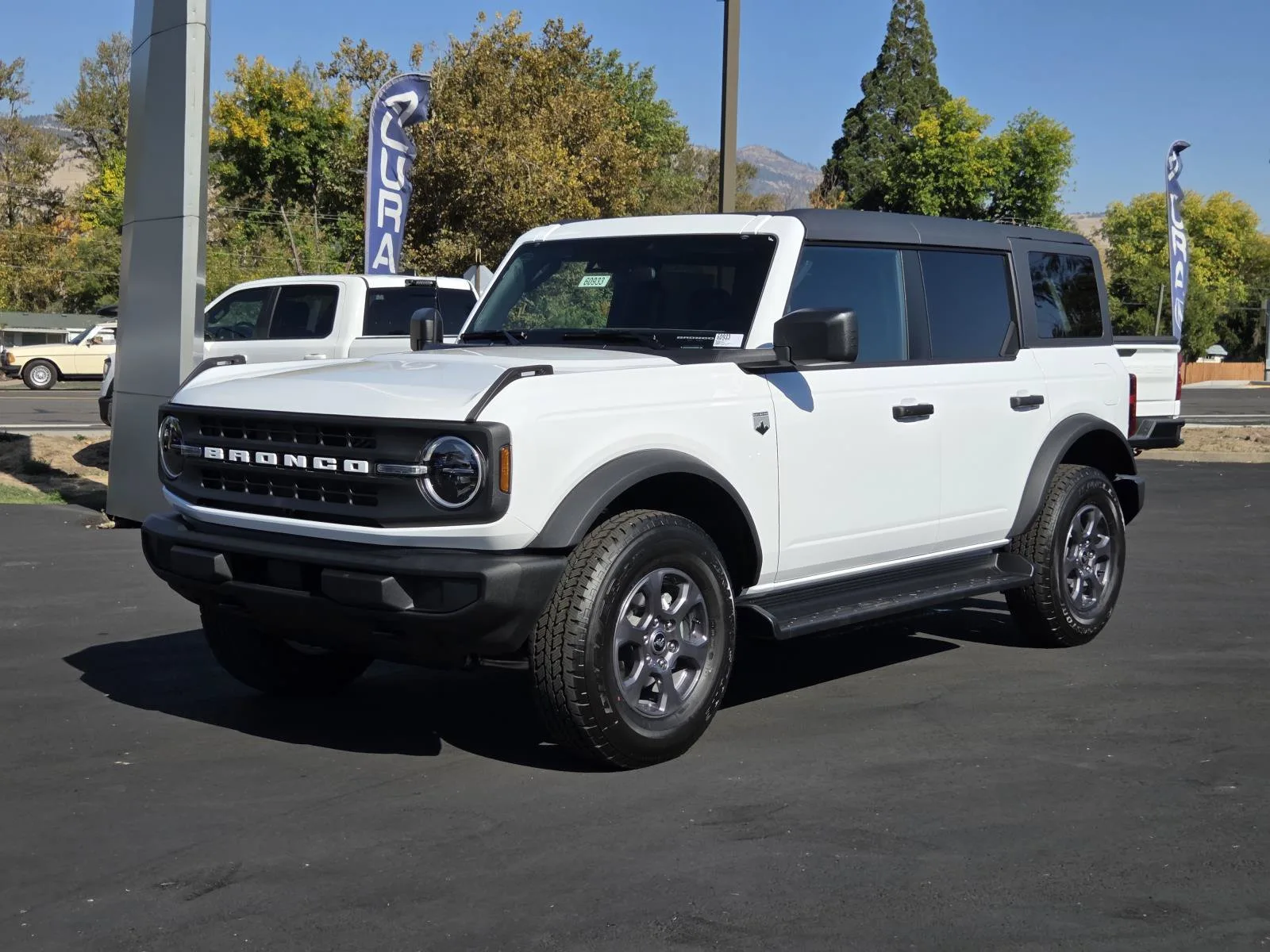 2026 Ford Bronco Big Bend in Oxford White